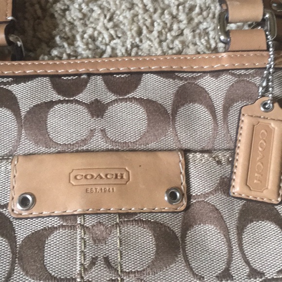 Coach purse - Picture 2 of 5
